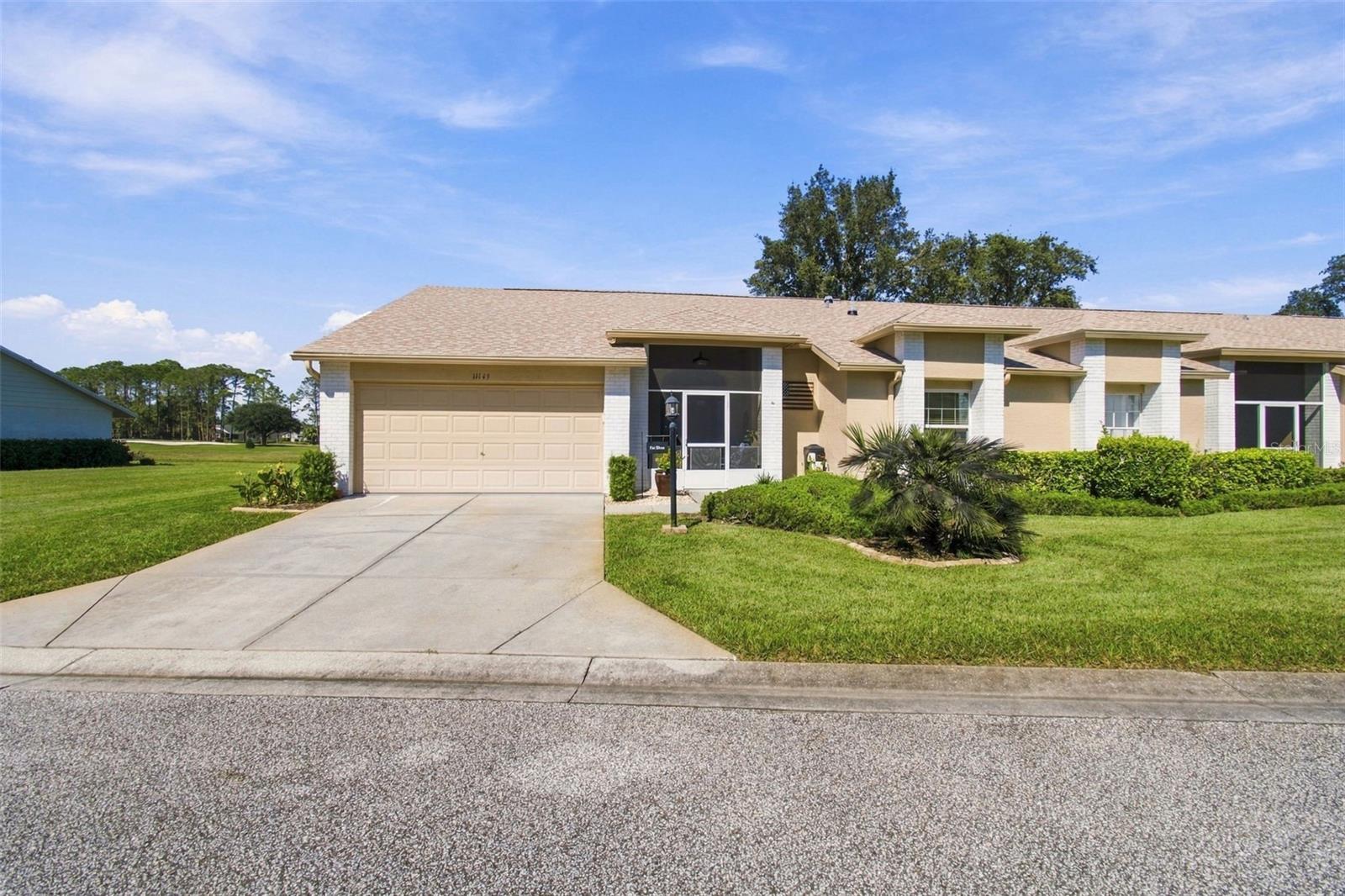11143 HOLLANDER AVE - Photo 1