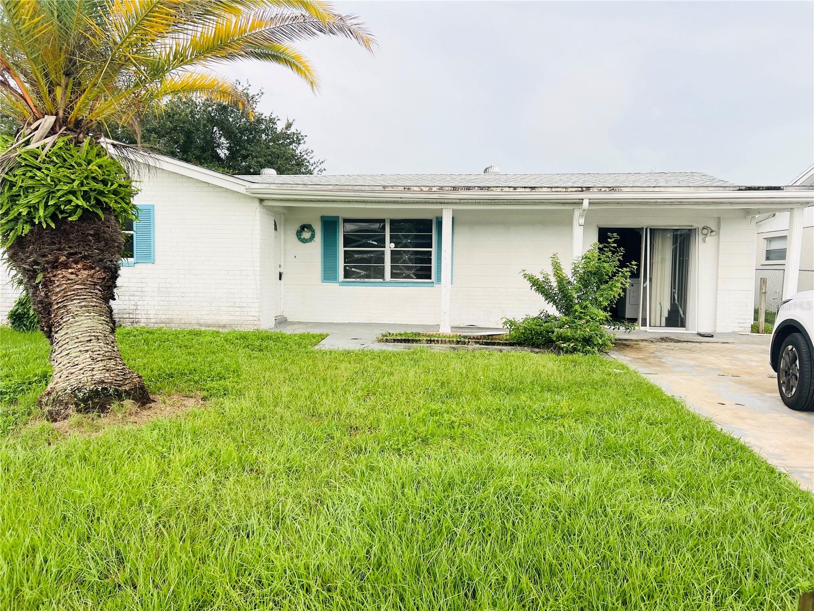 7230 INGLESIDE DR - Photo 1