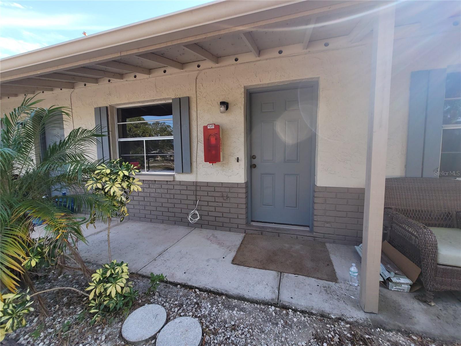 305 JERU BLVD #B - Photo 1