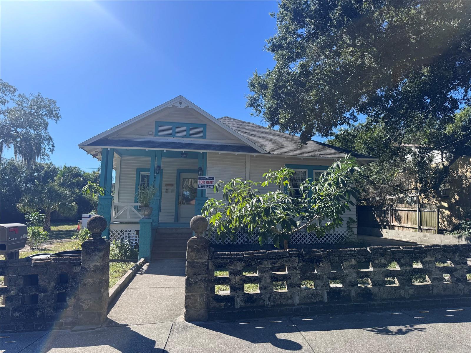 39 WEST PARK ST - Photo 1