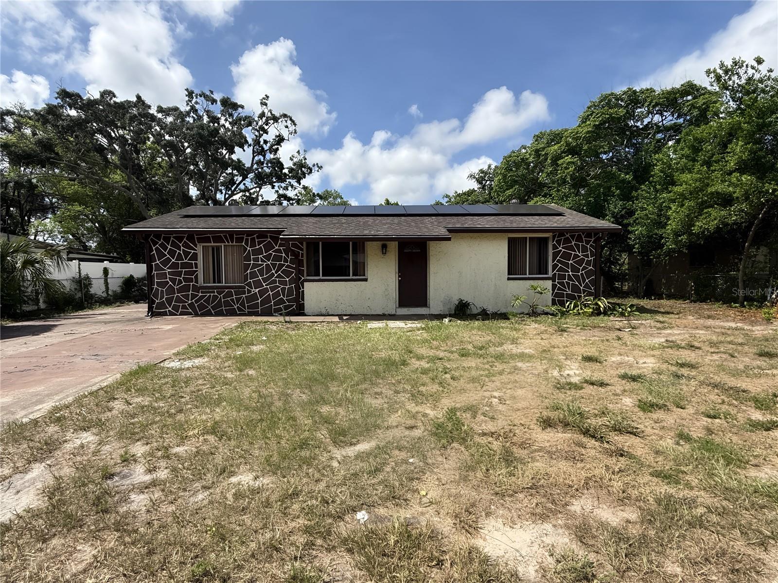 6134 PINEHURST DR - Photo 1