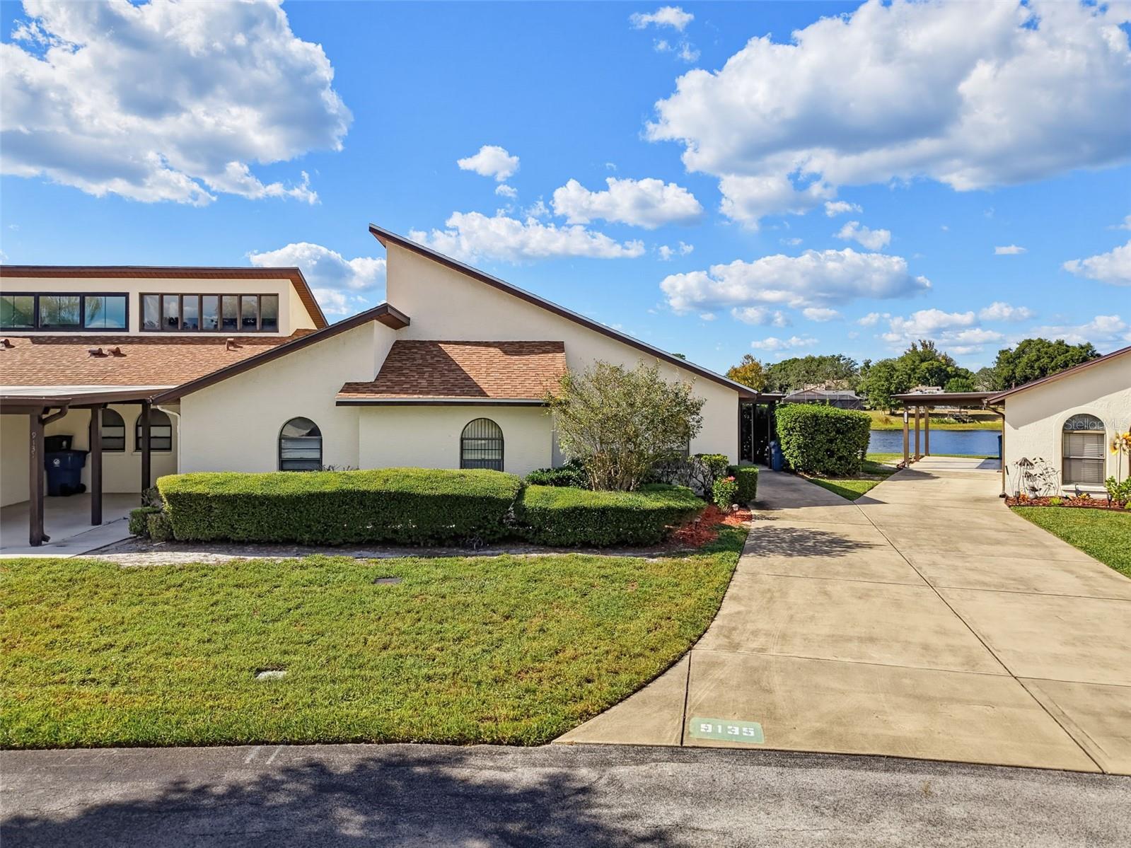 9135 LINGROVE RD - Photo 1